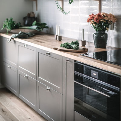 Spegelluckan Marika 60